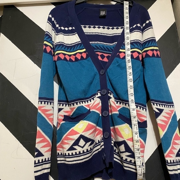 Nollie Women's XS Long Button Cardigan Sweater - Picture 8 of 10